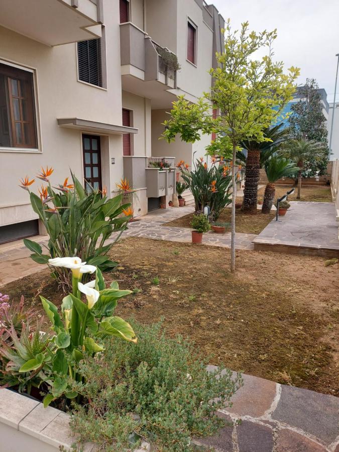 Appartamento Le Strelizie Arnesano Esterno foto